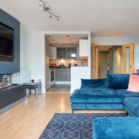 Excel, O2, Canary Wharf, London City Airport - Free Parking Esterno foto
