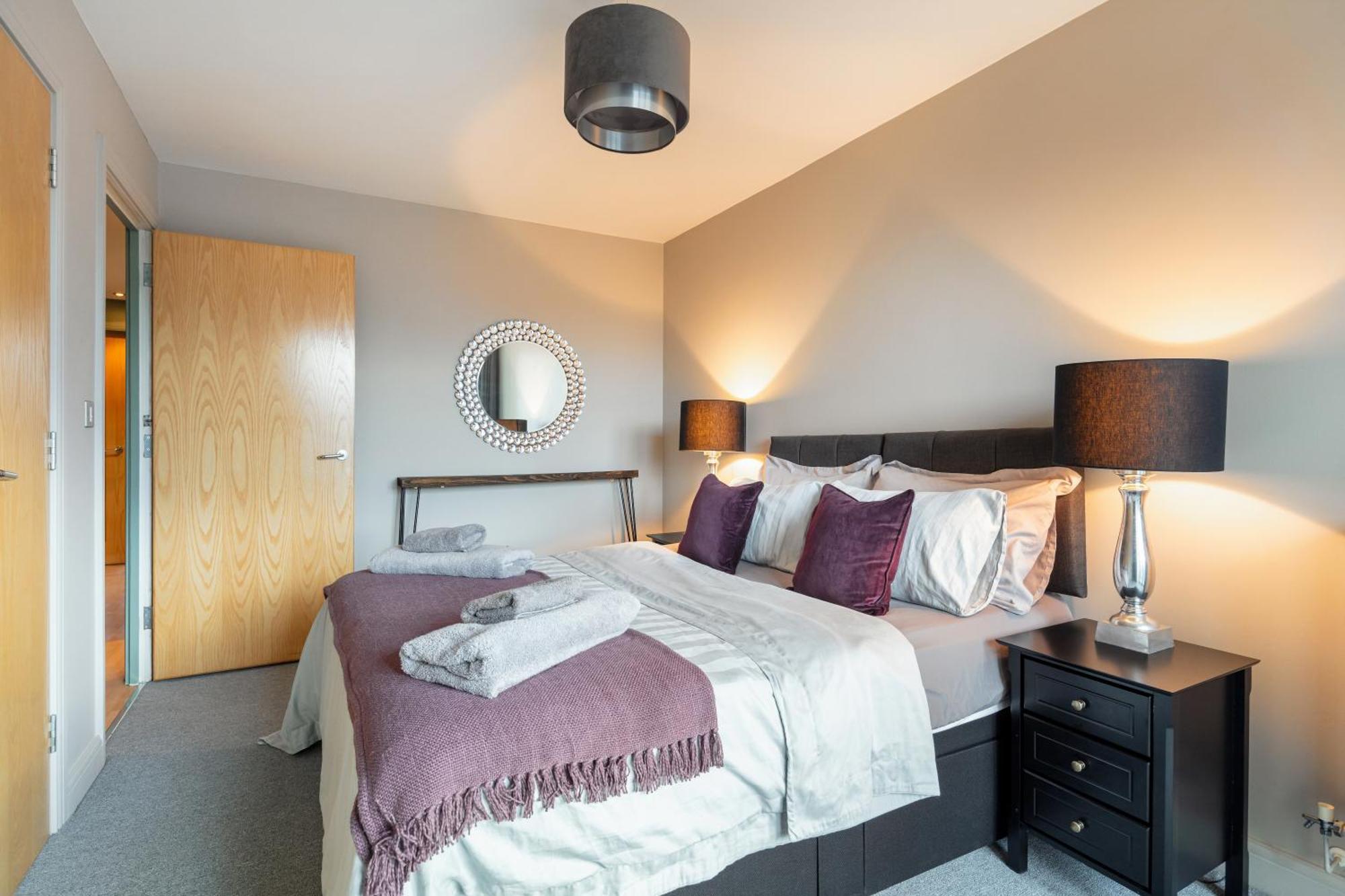 Excel, O2, Canary Wharf, London City Airport - Free Parking Esterno foto